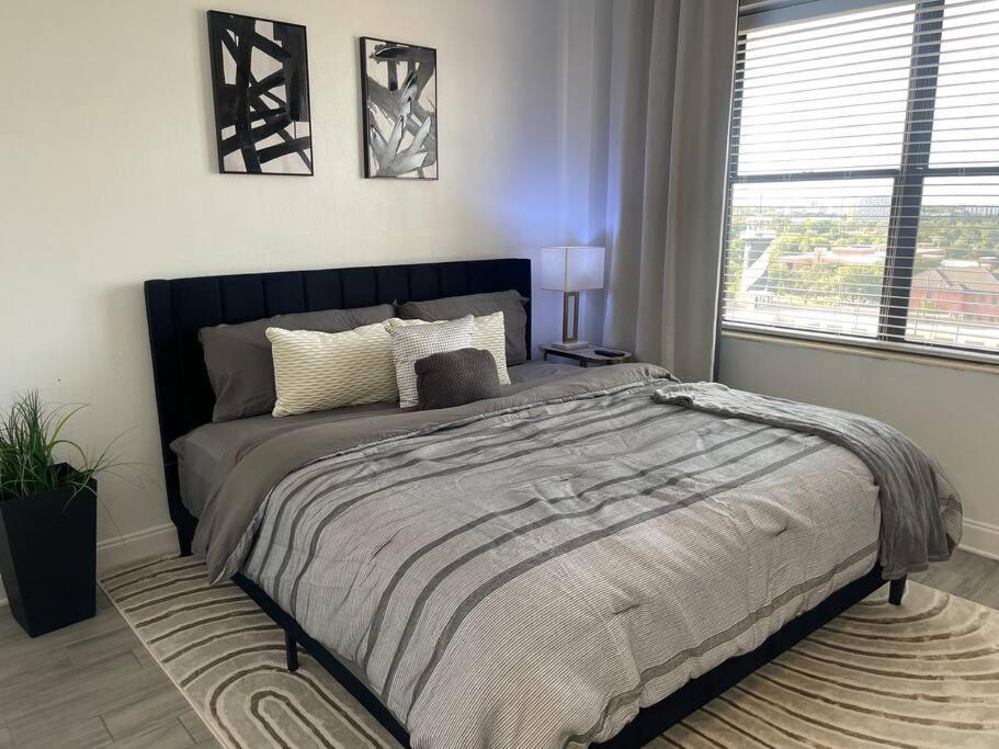 Luxury Skyrise Condo Downtown Jax Jacksonville Bagian luar foto